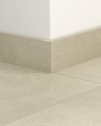 Плинтус Quick-Step Sandstone Concrete для LVT винила, водостойкий, 12x58x2400 мм