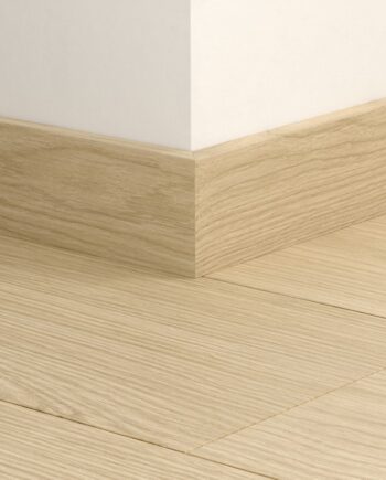 Плинтус Quick-Step Buttermilk Oak для LVT винила, водостойкий, 12x58x2400 мм