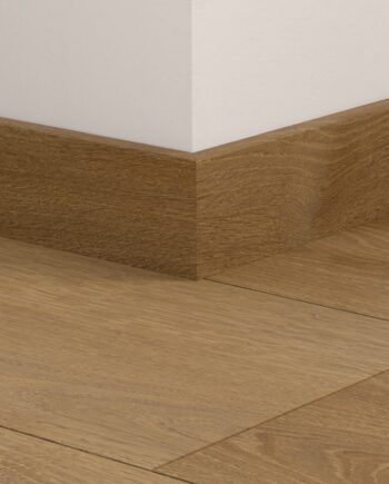 Плинтус Quick-Step Elegant Oak Fumed для LVT винила, водостойкий, 12x58x2400 мм