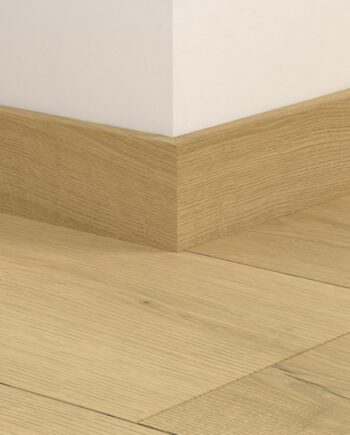 Плинтус Quick-Step Brushed Oak Beige для LVT винила, водостойкий, 12x58x2400 мм