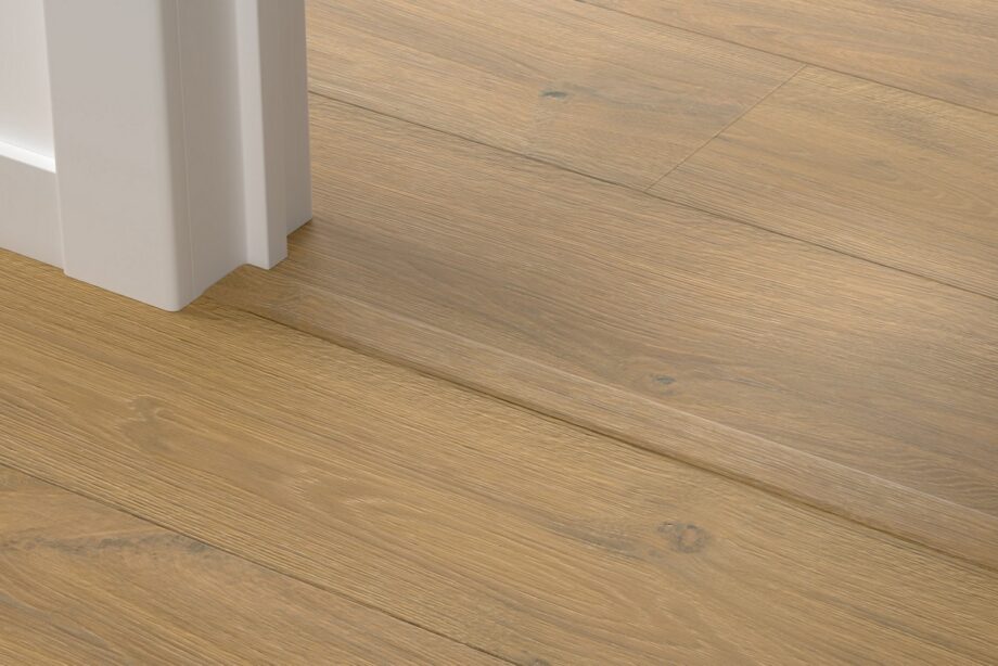 qswincp06031-1 Профиль Incizo 5-в-1 Quick-Step Mustard Oak Extra Matt для паркета, древесный шпон, 17x54x2150 мм