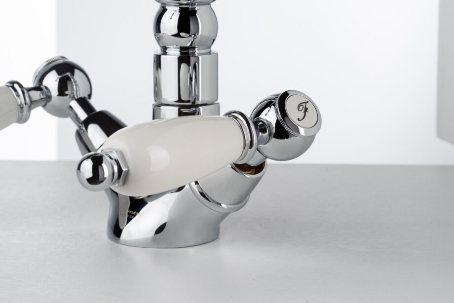 Смеситель для раковины Emmevi Decò Ceramic 121613 с донным клапаном – 3