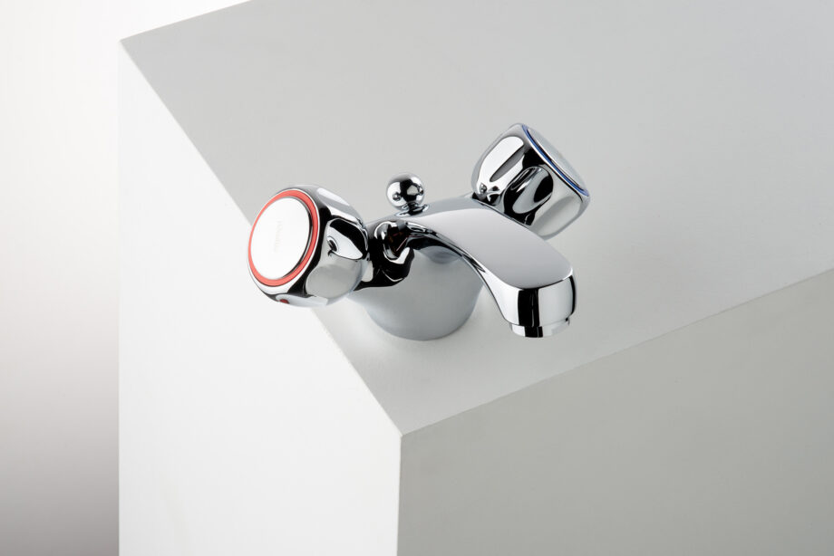 Смеситель для раковины Emmevi Sole 15013 с донным клапаном, хром Смеситель для раковины Emmevi Sole 15013 с донным клапаном – 2