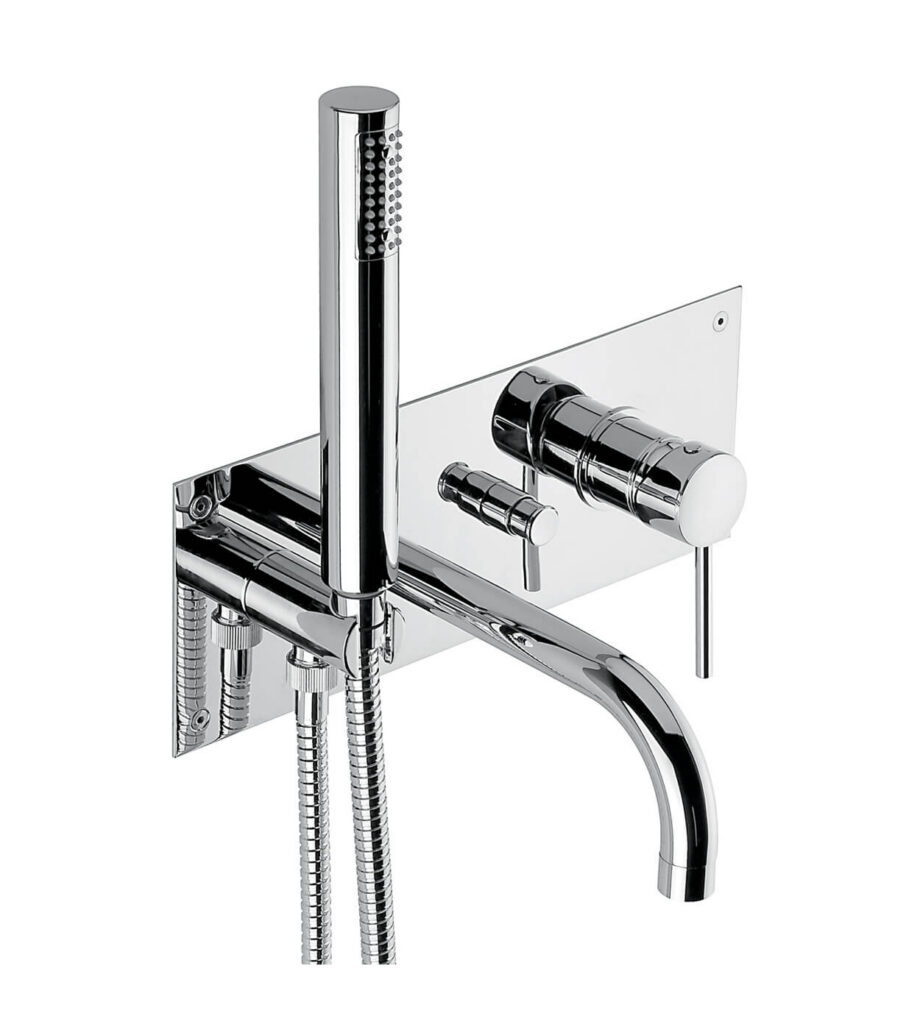 Встраиваемый смеситель для ванны Emmevi Piper 45051 с изливом и ручным душем, хром Встраиваемый смеситель для ванны Emmevi Piper 45051 с изливом и ручным душем